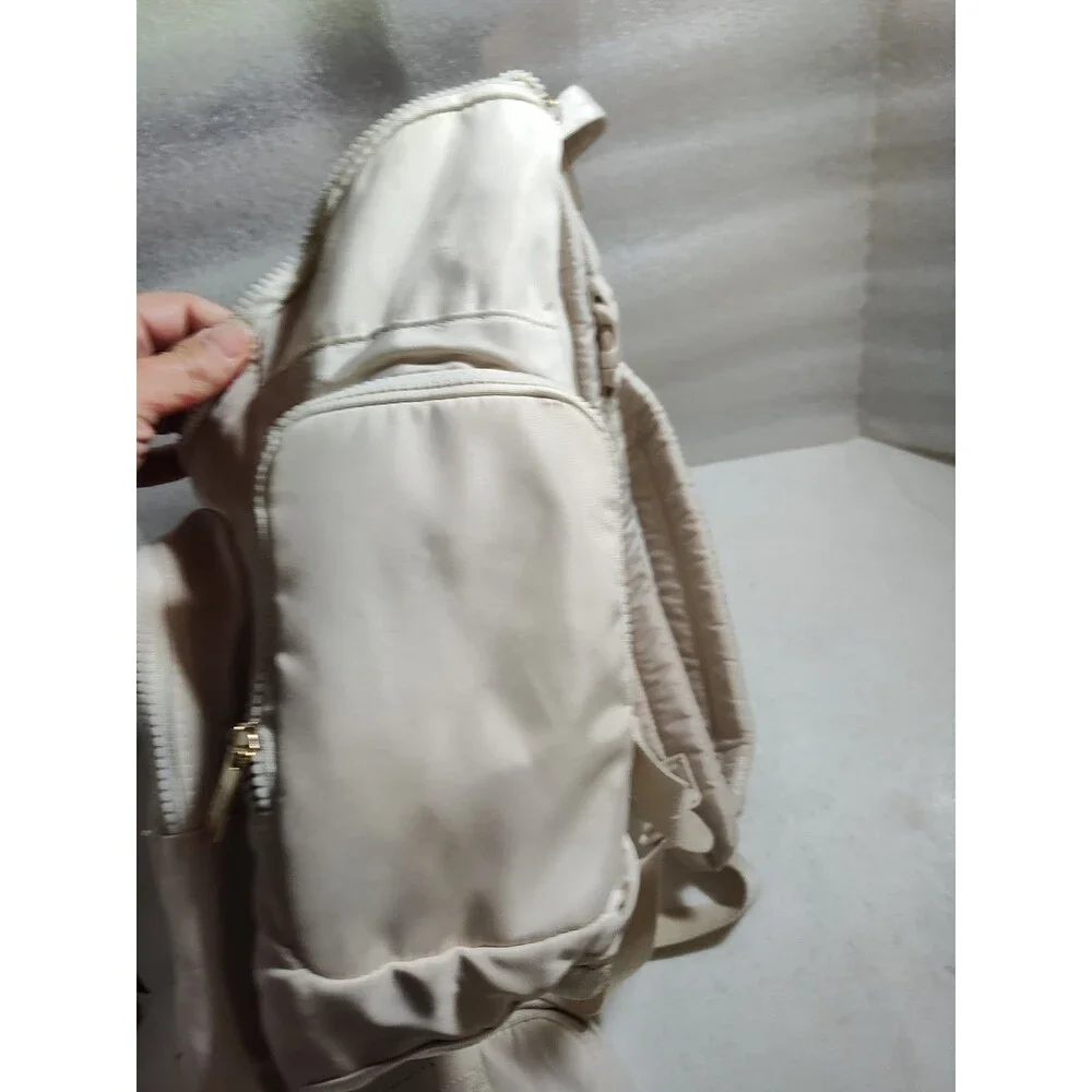 Rachel Zoe Diaper Pack With Changing Mat White Pocket Insulated Bottle Pocket